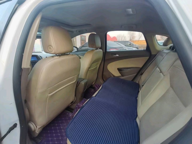 保定15年别克英朗GT7