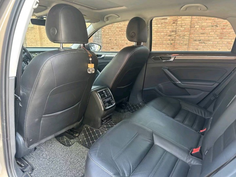 保定16年大众帕萨特5