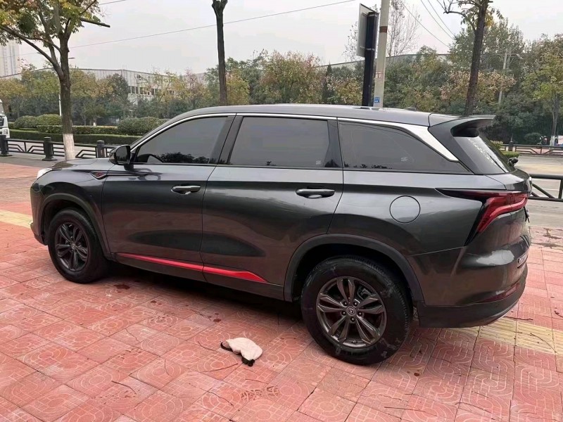 淮南20年長安汽車CS758