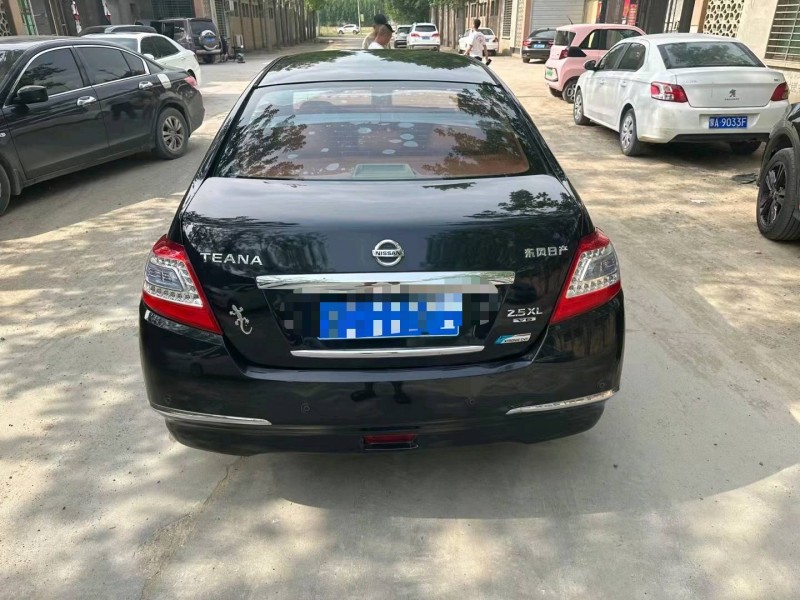 保定12年日产天籁9