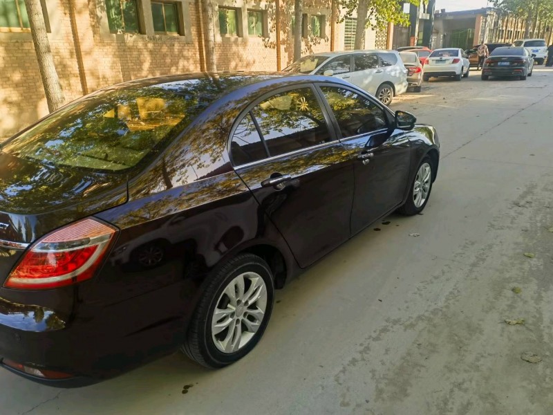 保定15年吉利帝豪5