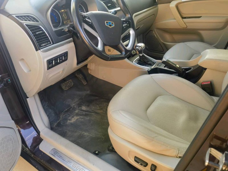 保定15年吉利帝豪8