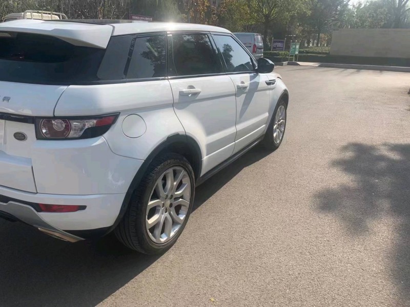 枣庄14年路虎极光7