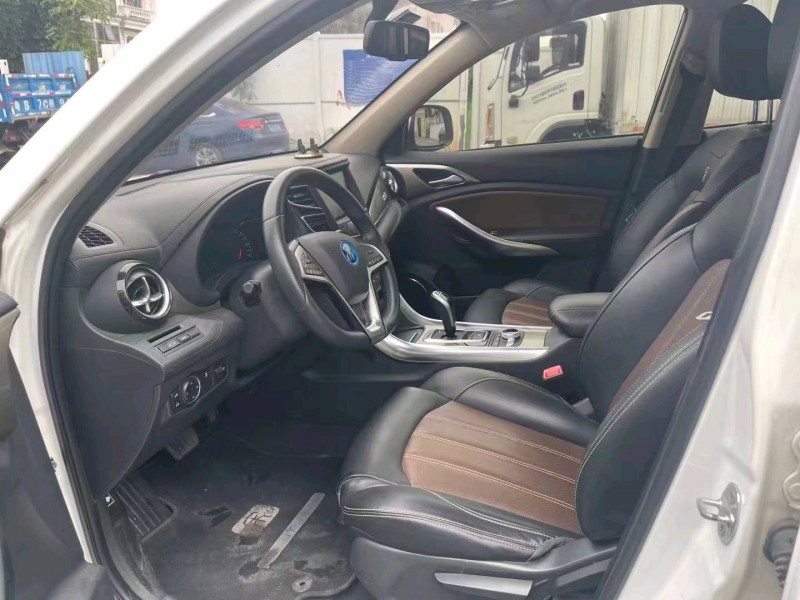 深圳18年比亚迪宋6