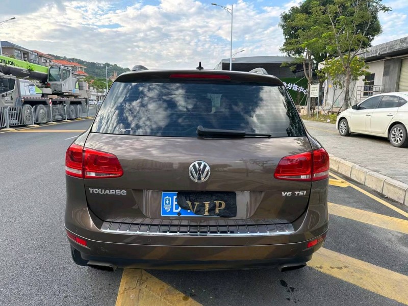 广州12年大众途锐9