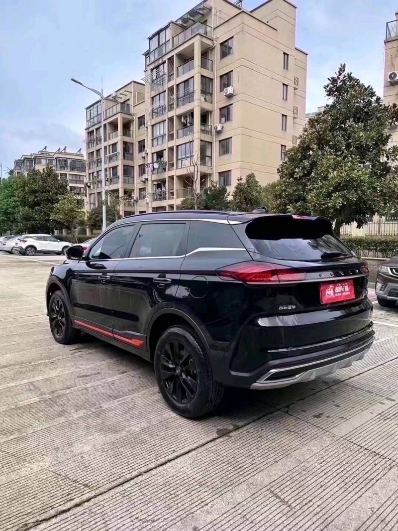 嘉兴22年吉利博越7