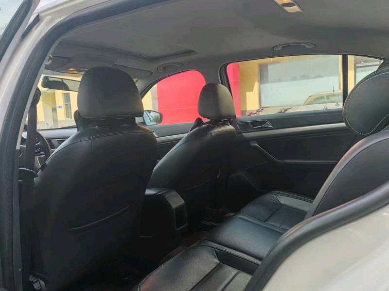 潍坊15年大众朗逸6