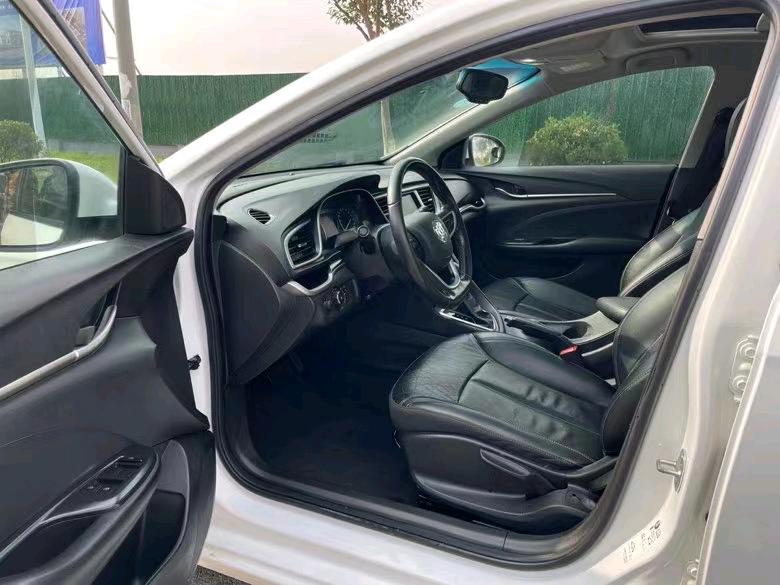 盐城19年别克英朗5