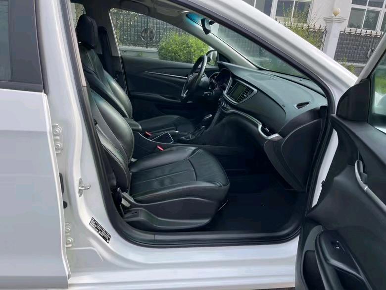 盐城19年别克英朗8