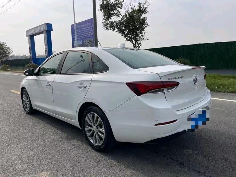 盐城19年别克英朗9