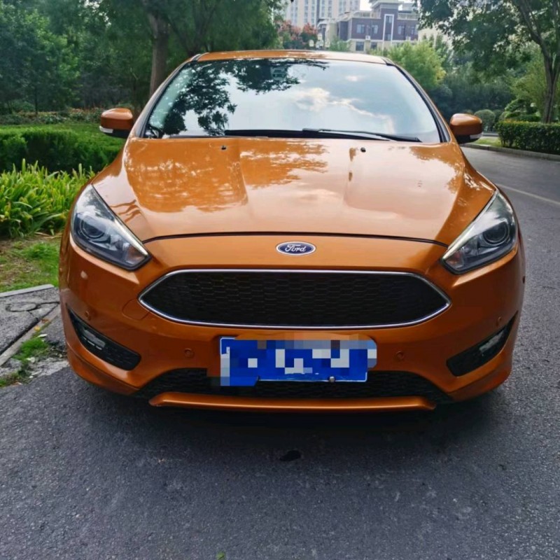 济宁17年福特福克斯1