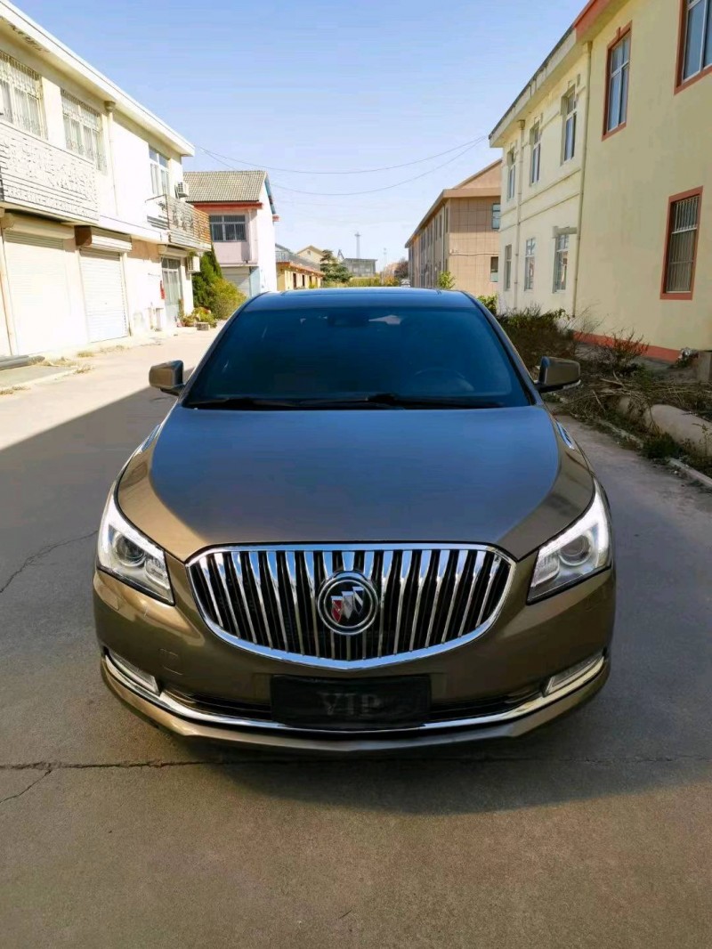 枣庄15年别克君越1