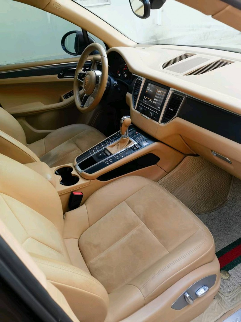 青岛14年保时捷Macan5