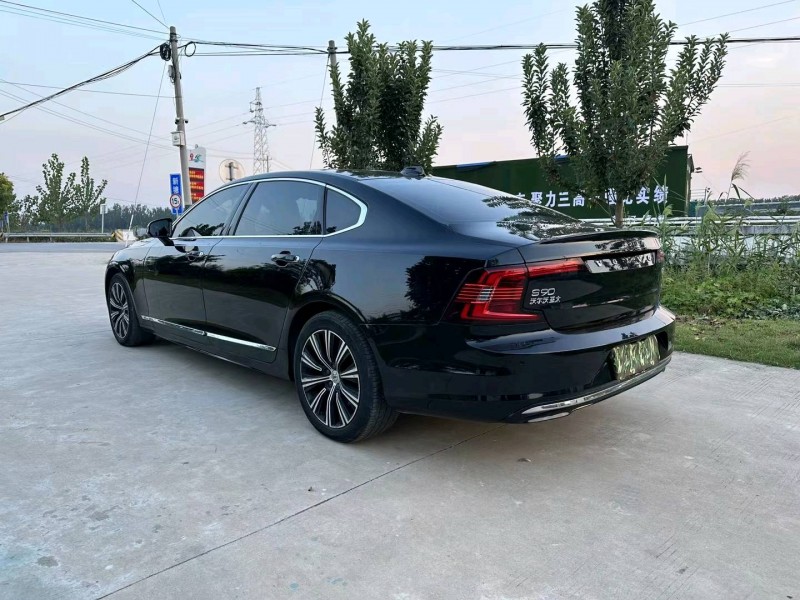徐州21年沃尔沃S908