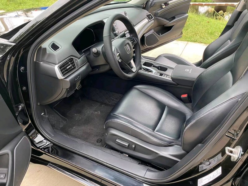 徐州20年本田雅阁3