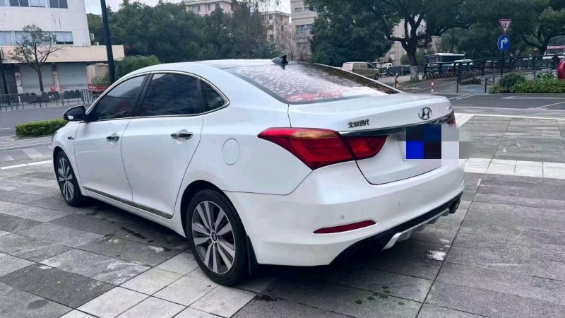 嘉兴17年现代名图7