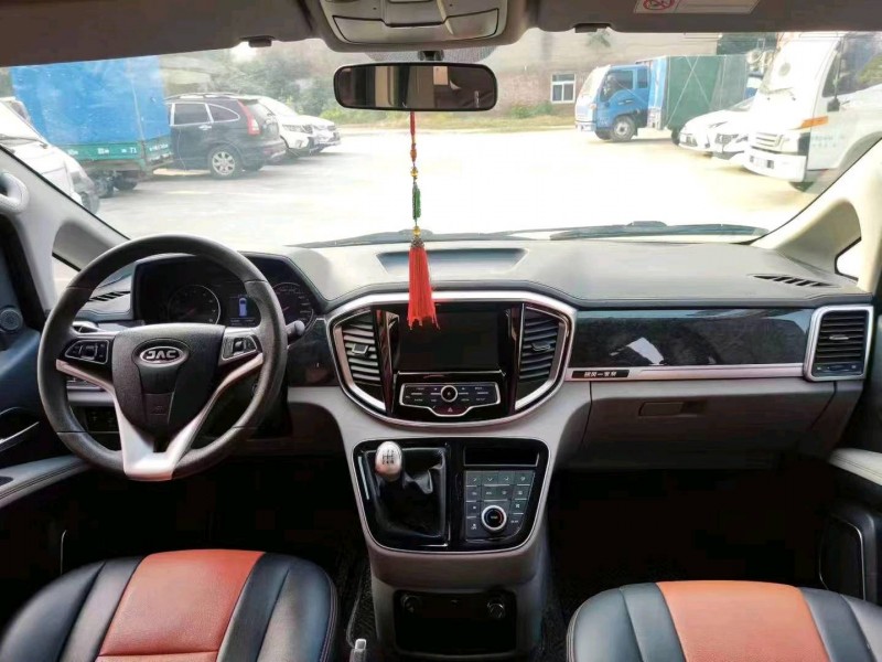 马鞍山17年江淮瑞风M49