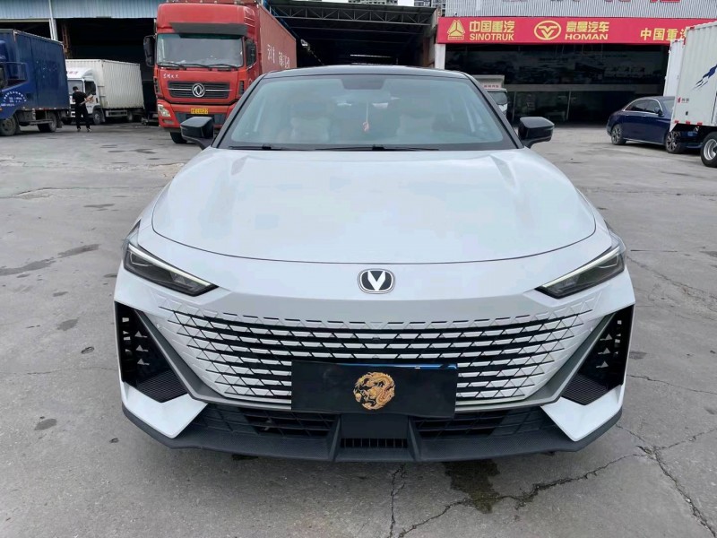 广州22年长安汽车UNI-V1