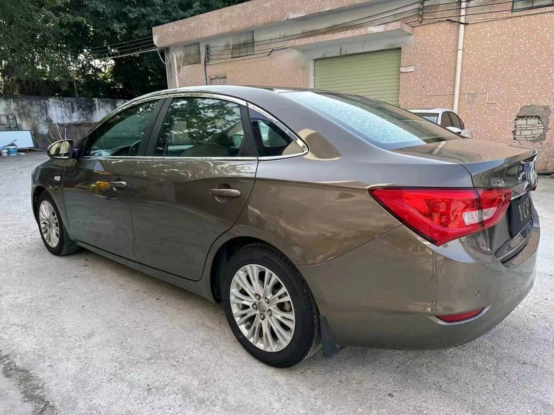 汕头17年别克英朗GT6