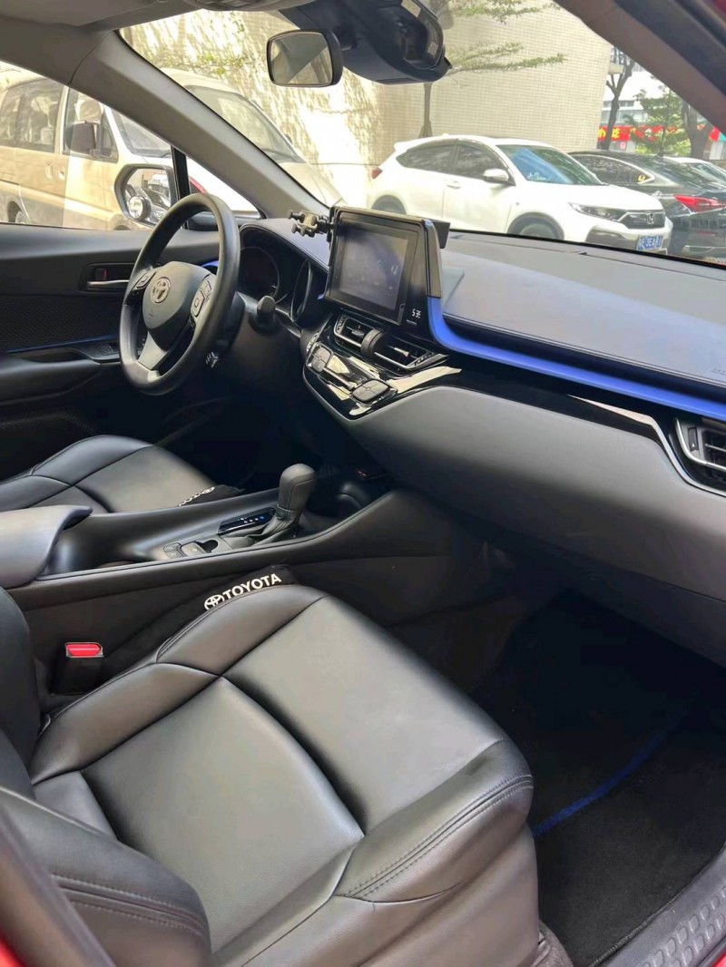 佛山22年丰田CHR5