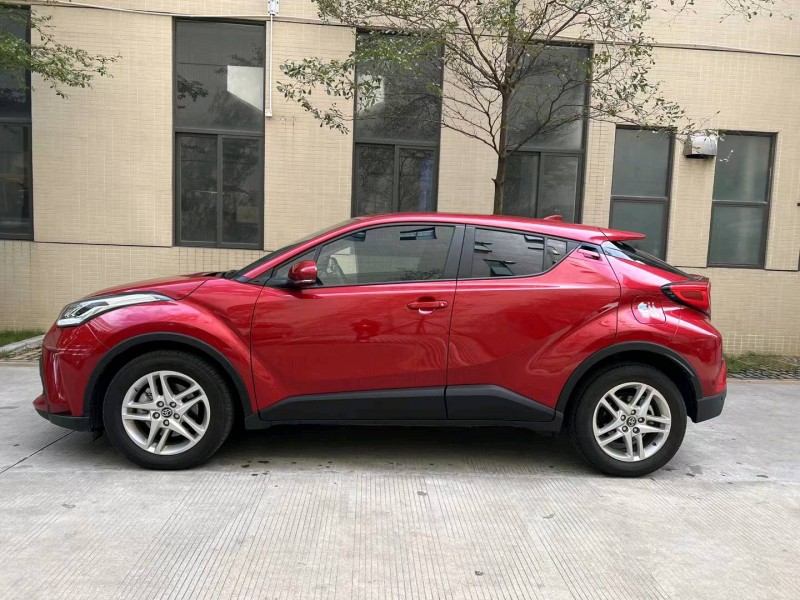 佛山22年丰田CHR8