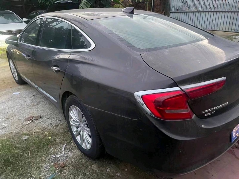 珠海18年别克君越4