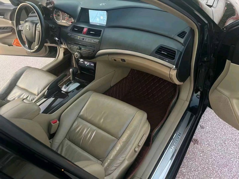 常州10年本田雅阁5