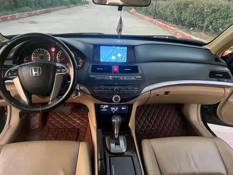 常州10年本田雅阁8