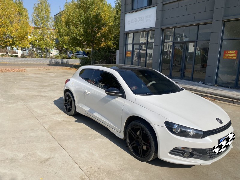 济宁13年大众尚酷4