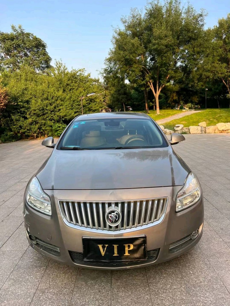 邢台10年别克君威1