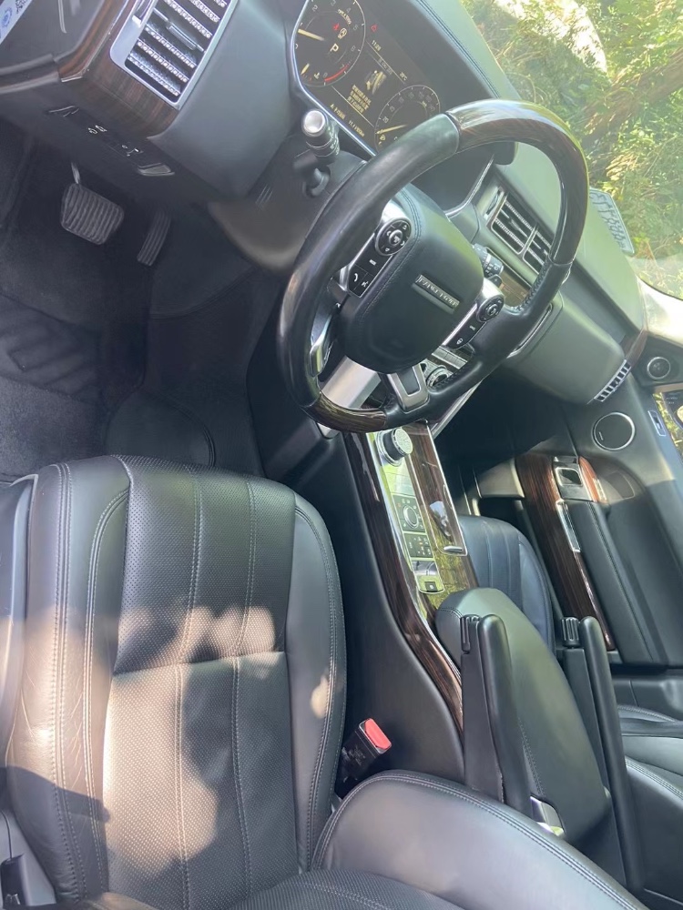 烟台15年路虎揽胜行政7