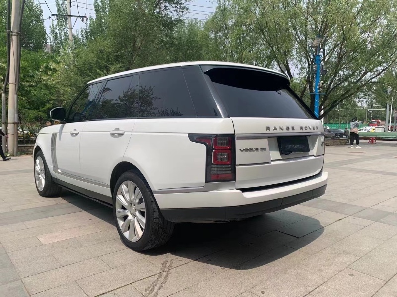 沈阳15年路虎揽胜行政9