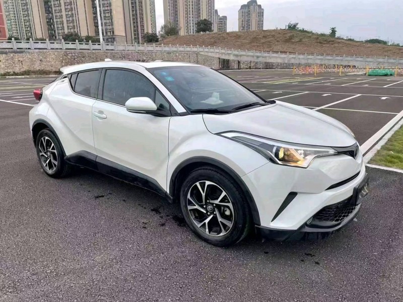 宜昌19年豐田CHR3