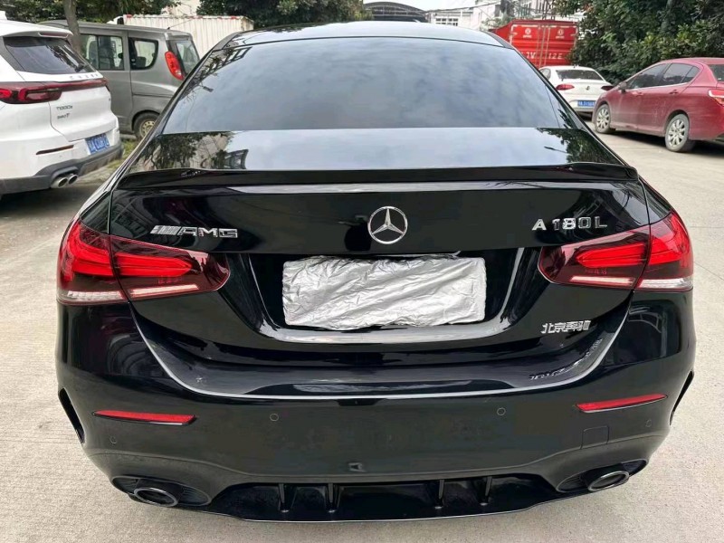 武汉22年奔驰AMG9