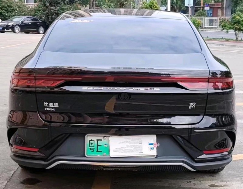 深圳22年比亚迪汉DM4