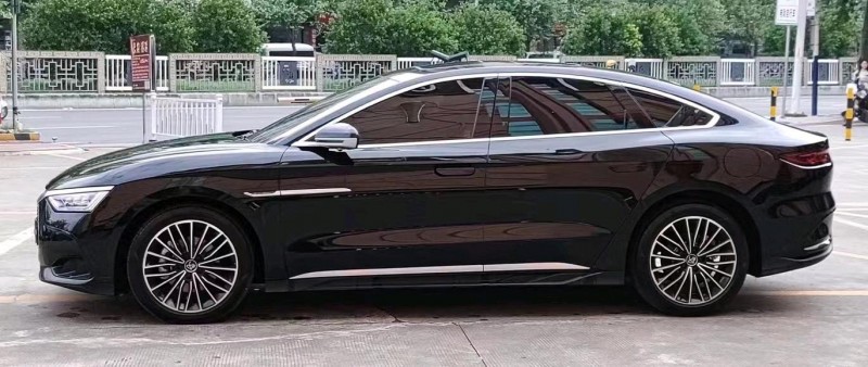 深圳22年比亚迪汉DM8