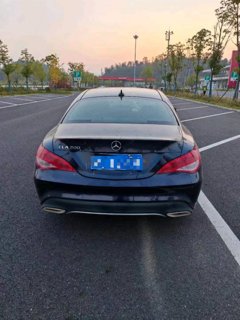 湖州17年奔驰CLA2