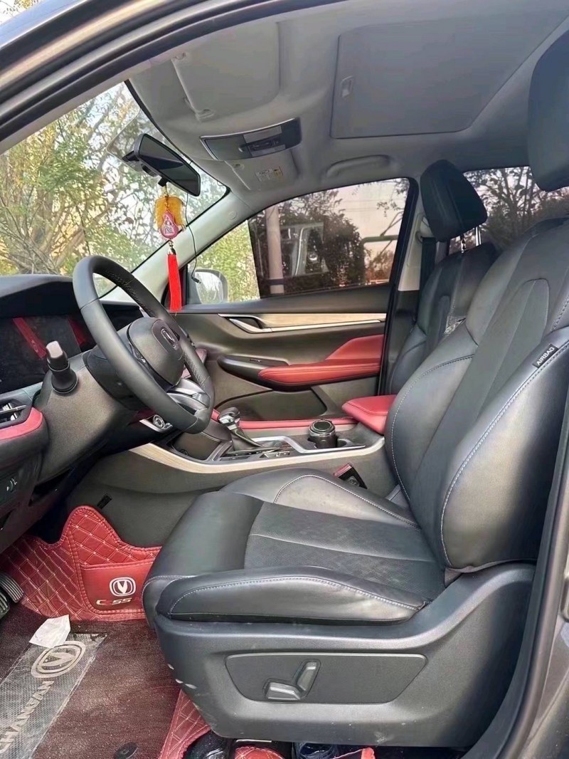 东营23年长安汽车CS557