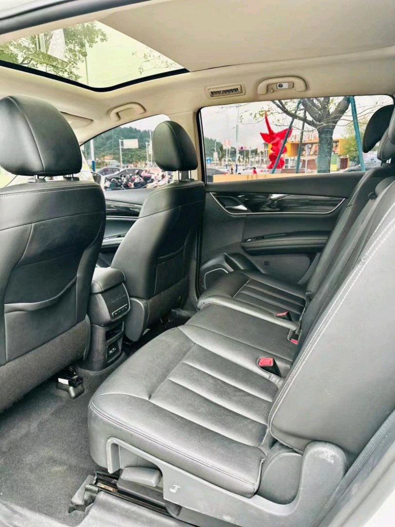 东莞18年比亚迪宋MAX4