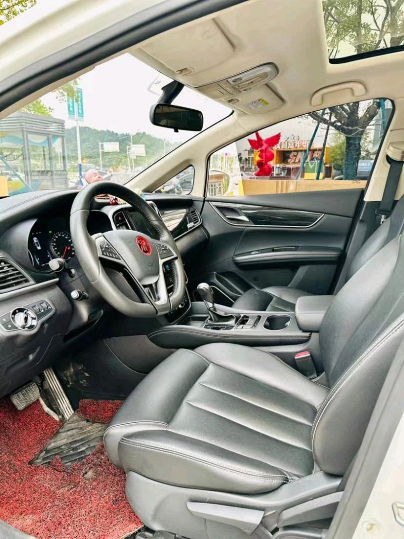 东莞18年比亚迪宋MAX6