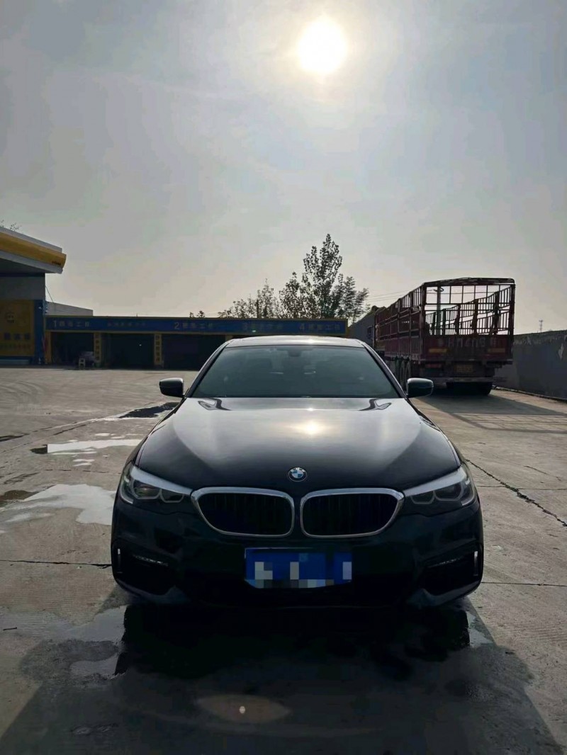 济宁18年宝马5系1