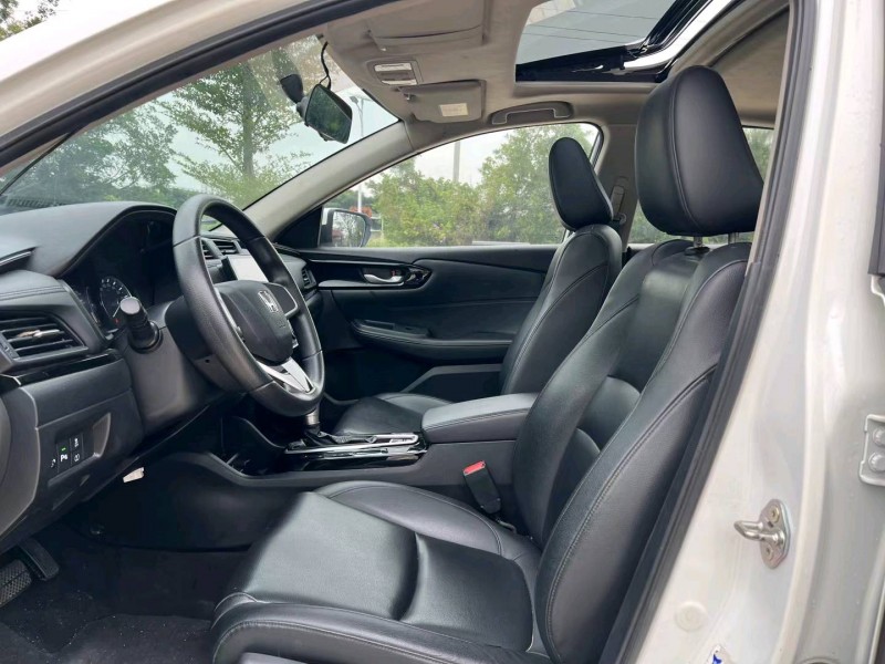 汕头19年本田凌派4