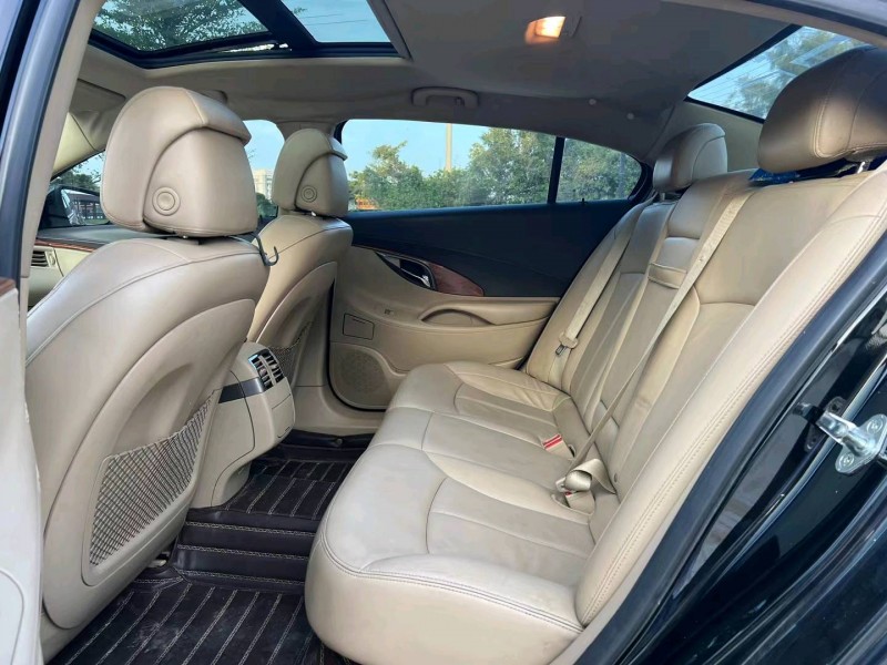 汕头12年别克君越6