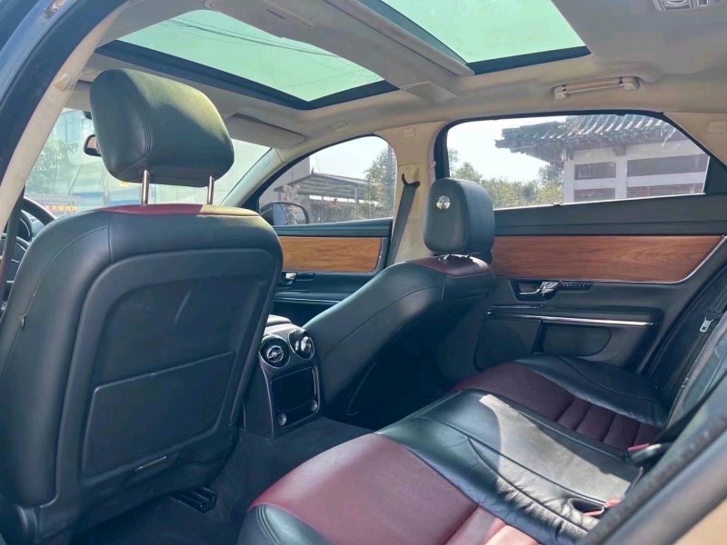 东营13年捷豹XJ8