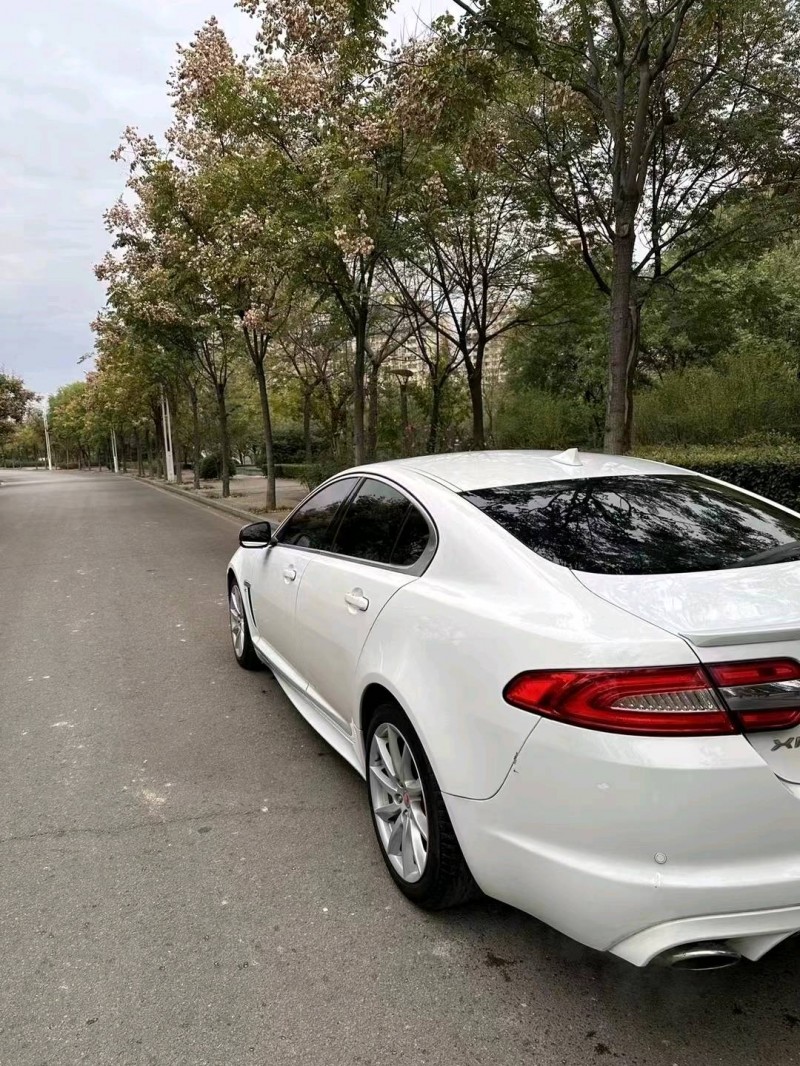 济宁14年捷豹XF3