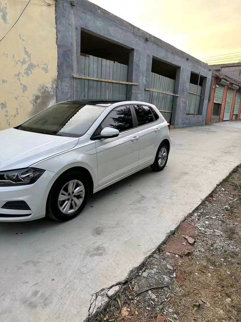 济宁21年大众polo2