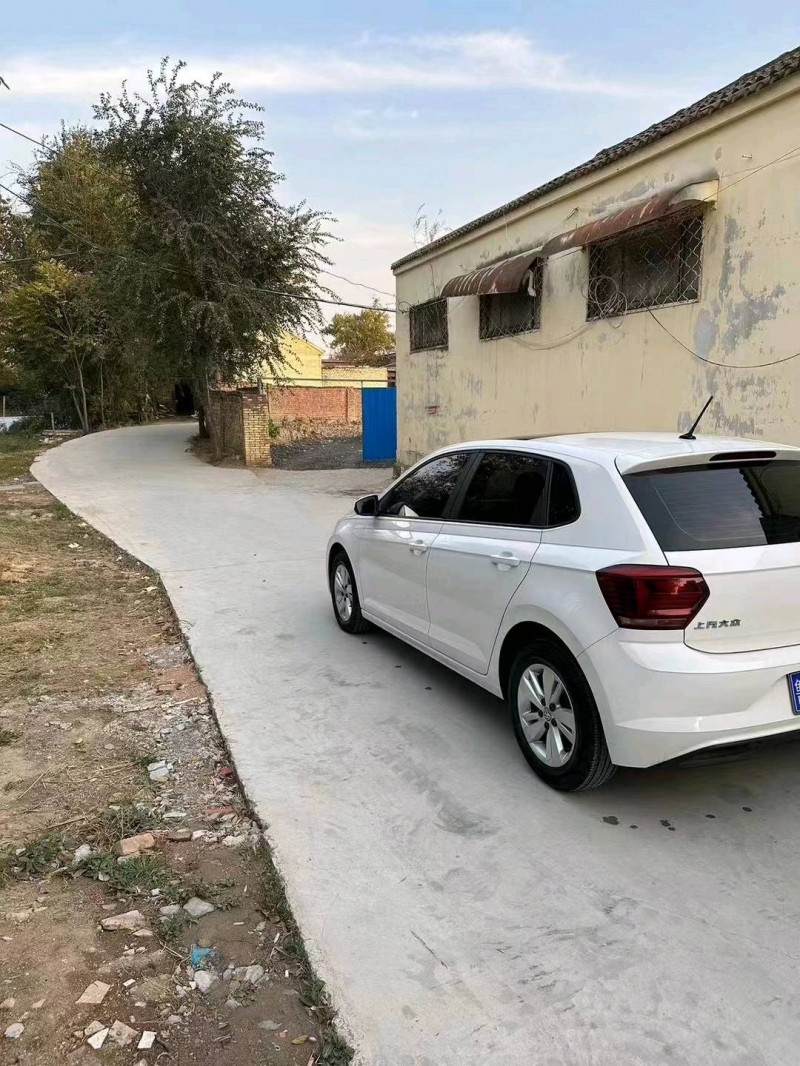 济宁21年大众polo3