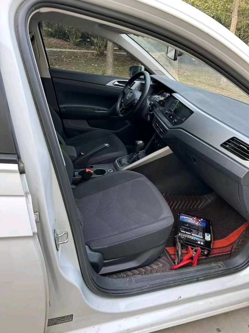 济宁21年大众polo8