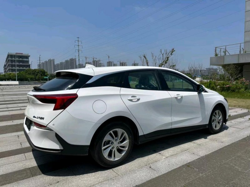 盐城23年别克微蓝7