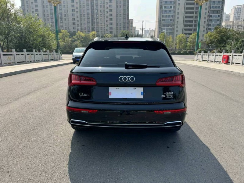 徐州20年奥迪Q59